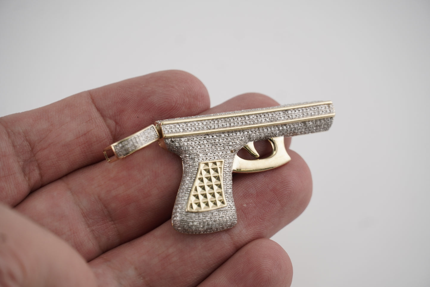 gun